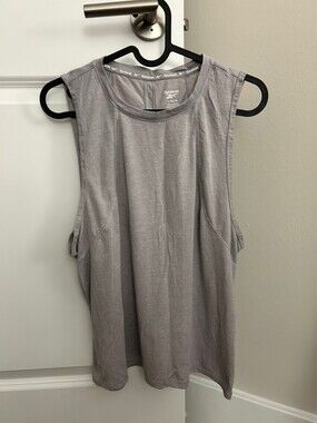 Reebok Womens Sleeveless Shirt Tank Style Size Large